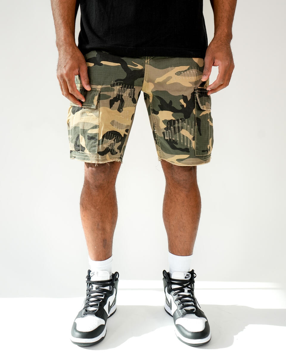SM Shorts In Woodland Camo