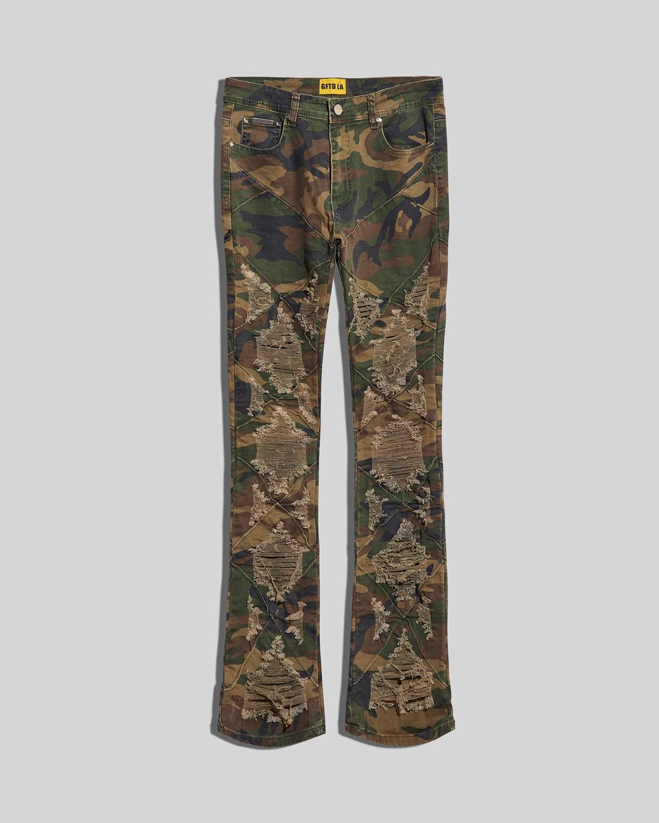 AUGUST OG CAMO