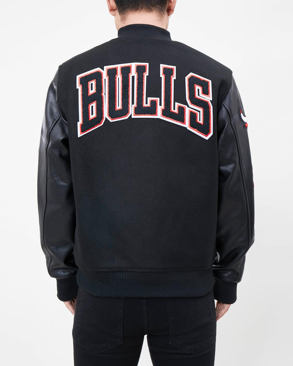 Pro Standard-Chicago Bulls Logo Varsity Jacket-Black