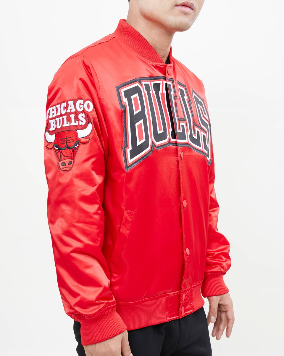 Chicago Bulls Big Logo Satin Jacket-Red