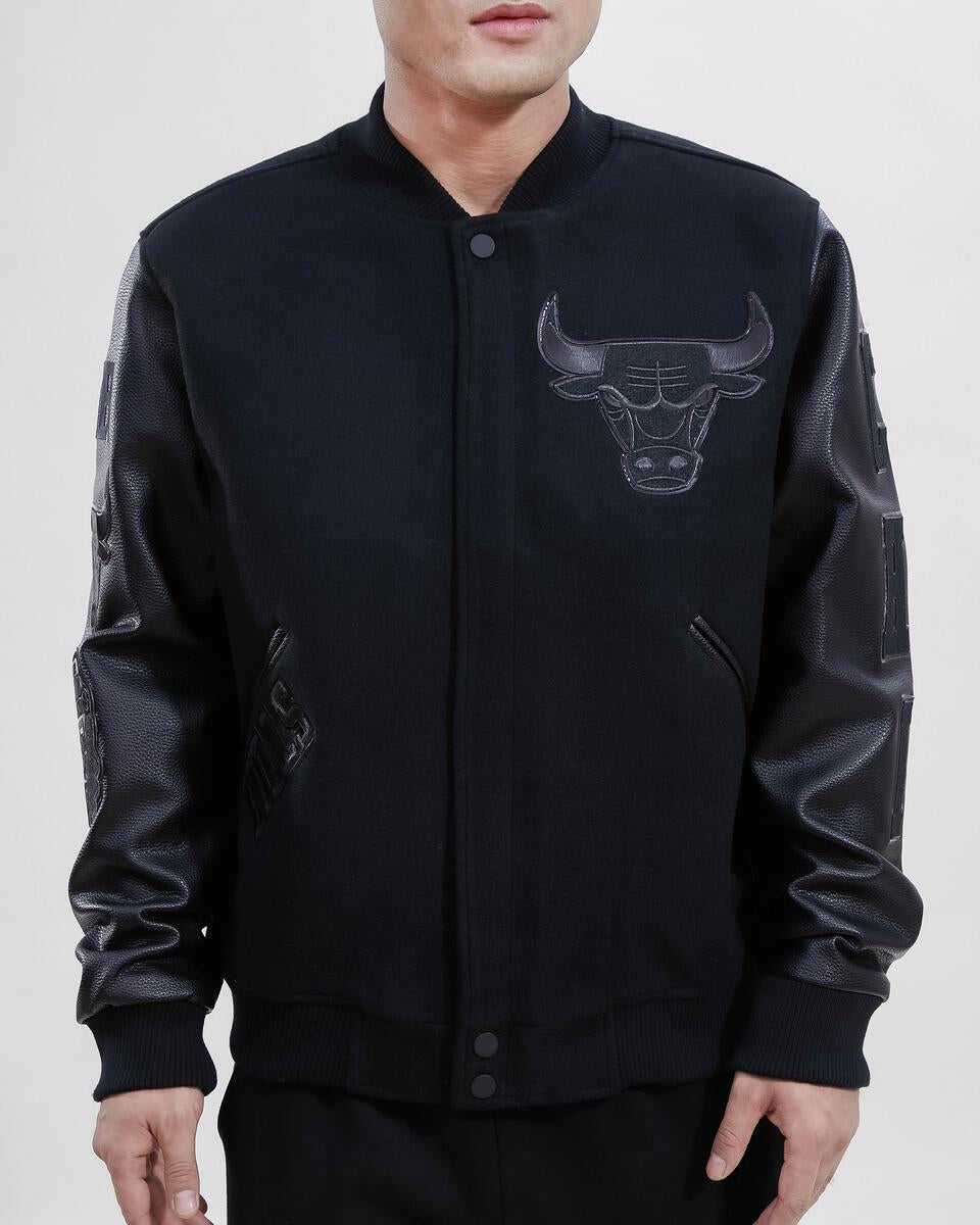 Pro Standard (BCB653449) - Chicago Bulls Triple Varsity Jacket - Black