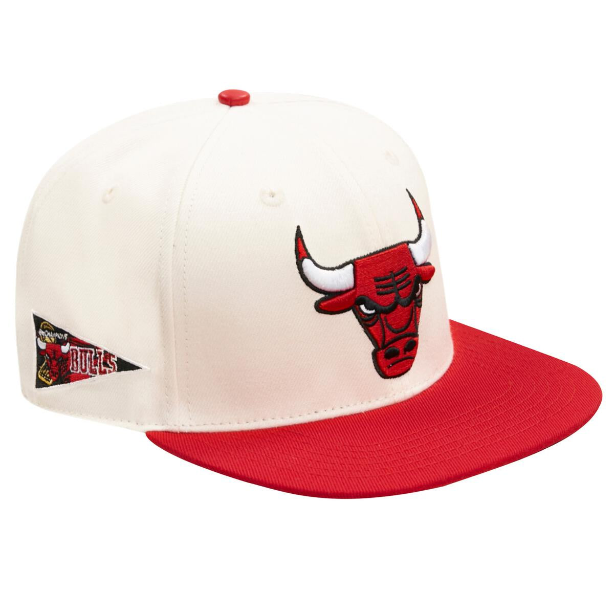 Youth Mitchell & Ness Black Chicago Bulls Retro Stacked Snapback Hat