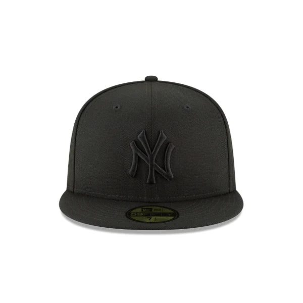New Era - New York Yankees Blackout Basic Fitted Hat