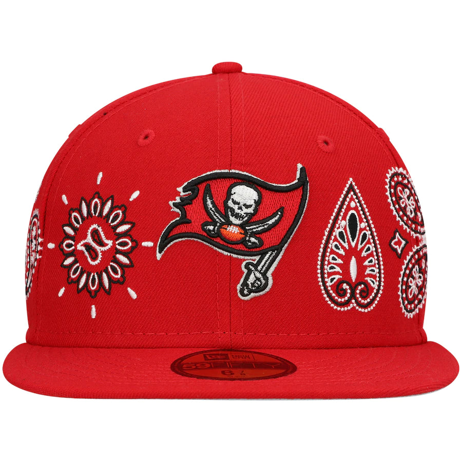 Tampa Bay Buccaneers New Era Paisley 59FIFTY Fitted Hat - Red